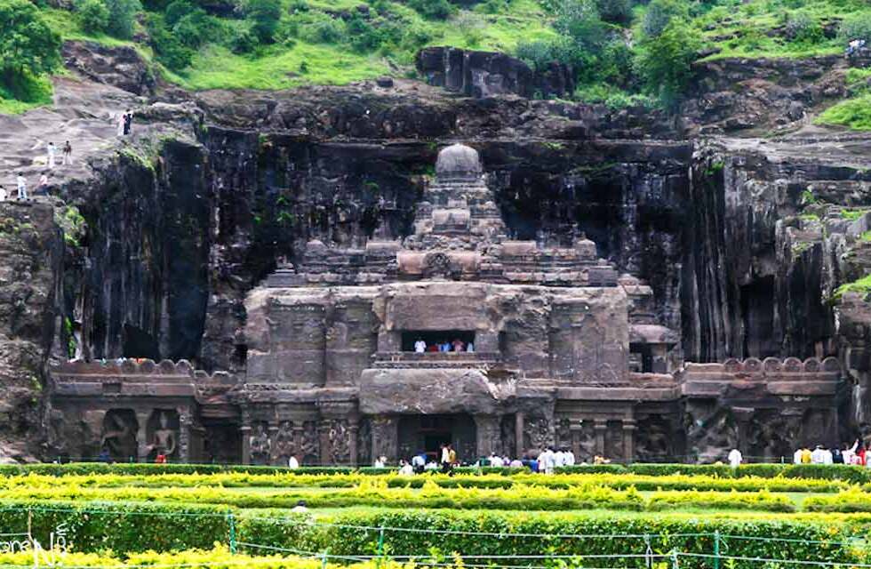  ellora-caves_cropped 